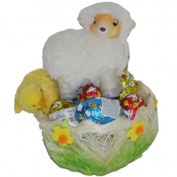 Jarný košík s ovečkou a vajíčkami width=