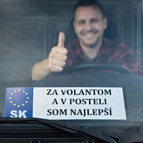 Za volantom a v posteli som najlepší