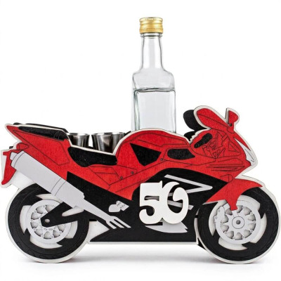 Darček na 50 pre motorkára – drevená motorka s fľašou