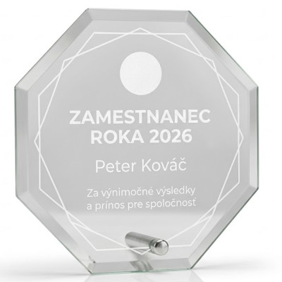 Sklenená trofej pre zamestnanca s gravírovaním