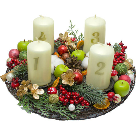 Veniec na adventný stôl