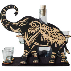 Drevený slon dekorácia s pohárikmi a fľašou