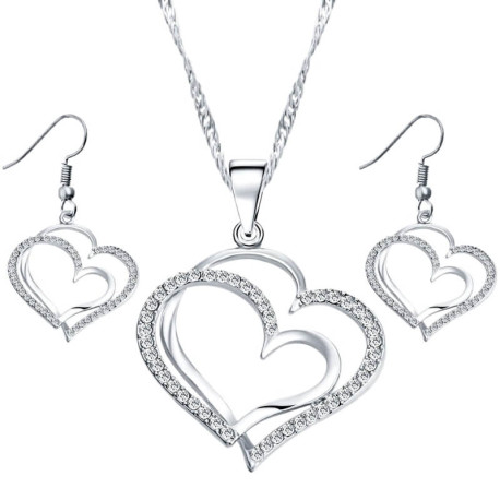 Set šperkov náhrdelník náušnice srdce