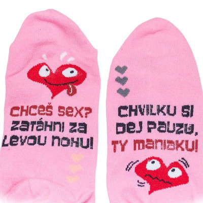 Vtipné ponožky pre ženy Chceš sex? Zatáhni za levou nohu.