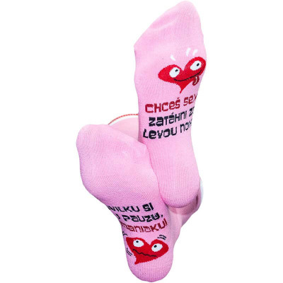 Vtipné ponožky pre ženy Chceš sex? Zatáhni za levou nohu.