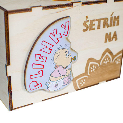 Drevená pokladnička pre šetrných rodičov - Šetrím na plienky!