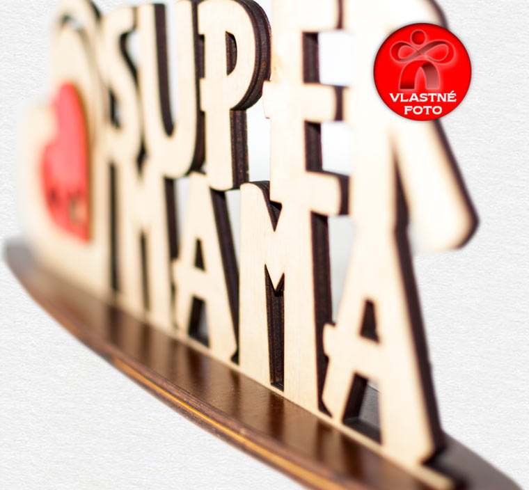 Detail nápisu Super mama